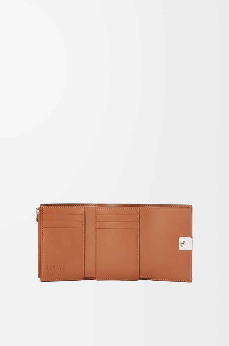 Loewe Anagram small vertical wallet in pebble grained calfskin 5 Colours Rebajas online