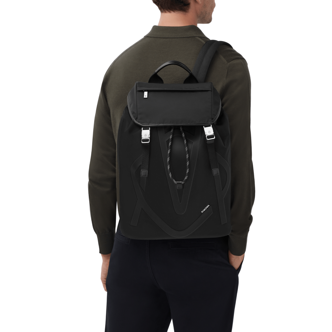 Rimowa Mochila de nailon ECONYL® con solapa Signature - NEGRA Los más vendidos