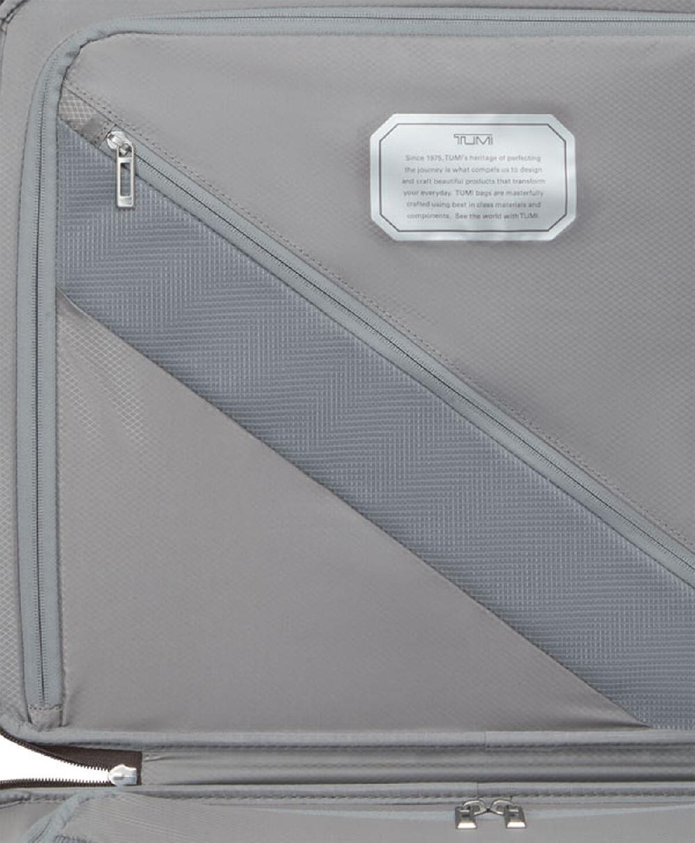 Tumi 19 Degree Lite Maleta de mano Continental 55 cm Precios de Black Friday