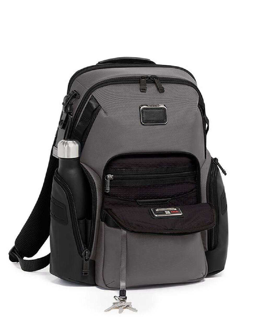 Tumi Alpha Bravo Mochila de navigación En línea