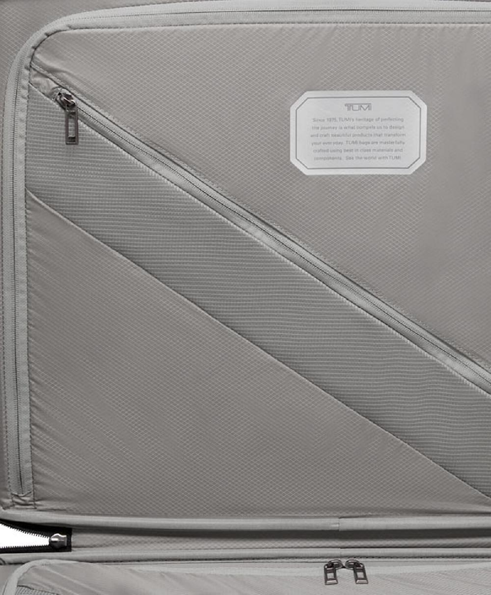 Tumi 19 Degree Lite Maleta Short Trip 66 cm ÚLTIMAS EDICIONES