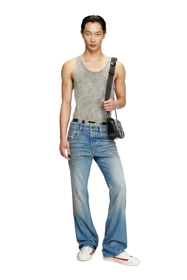 Diesel bootcut jeans 1998 d-buck 09l30