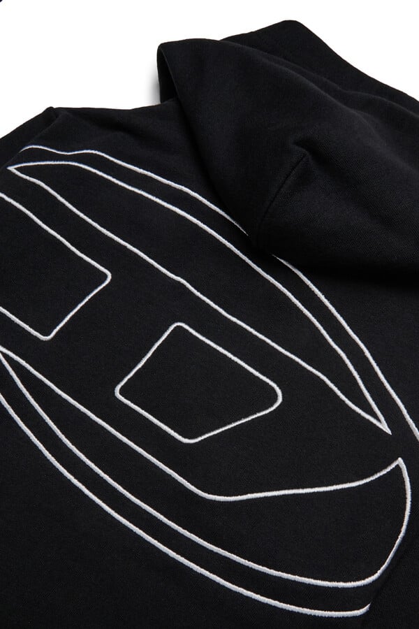 Diesel smacshoodmegovald over Grandes ahorros