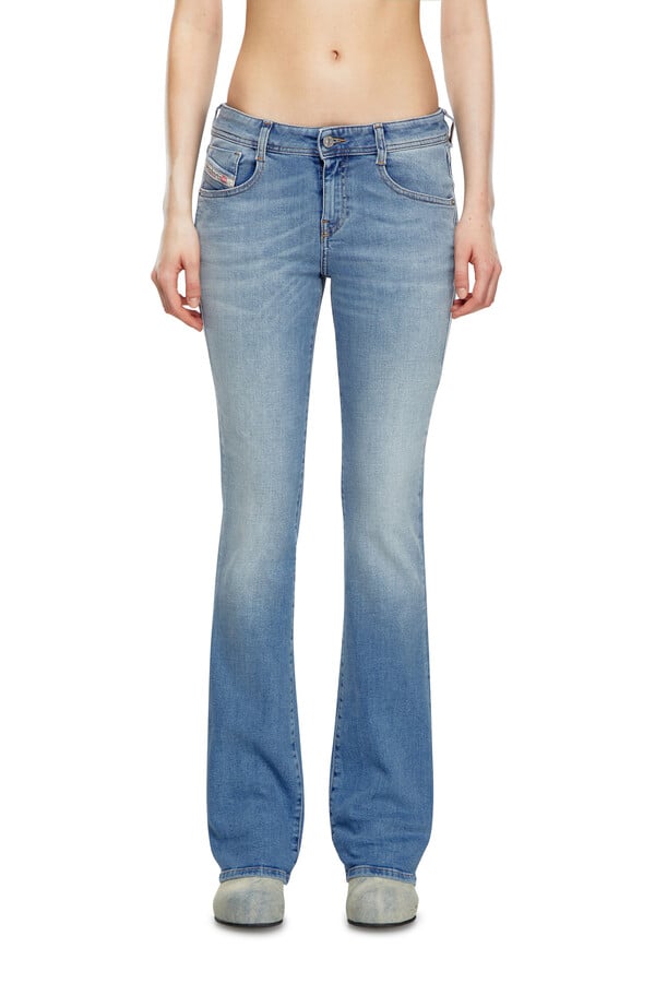 Diesel bootcut jeans 1969 d-ebbey 09k06 Devoluciones gratuitas