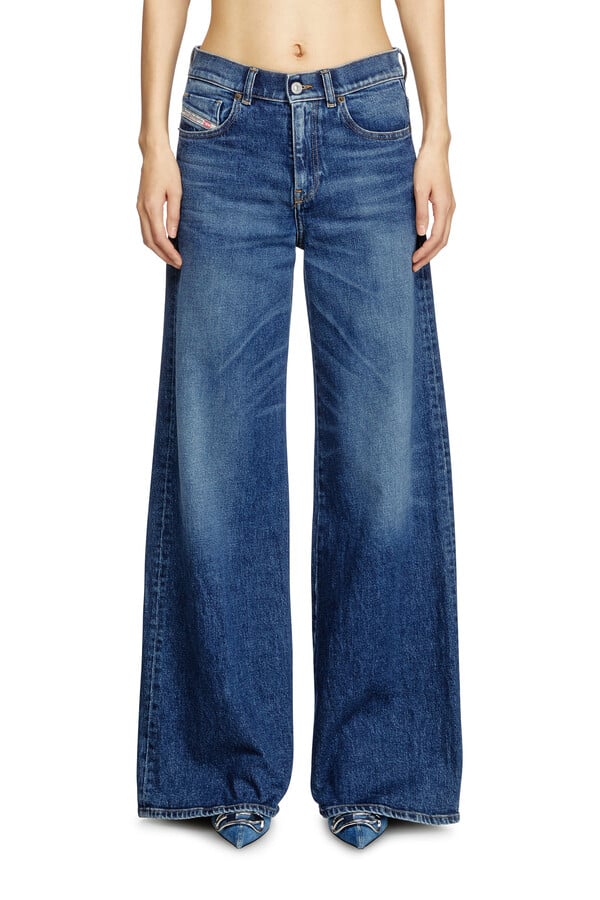 Diesel flare jeans 1978 d-akemi 09l21 Último día