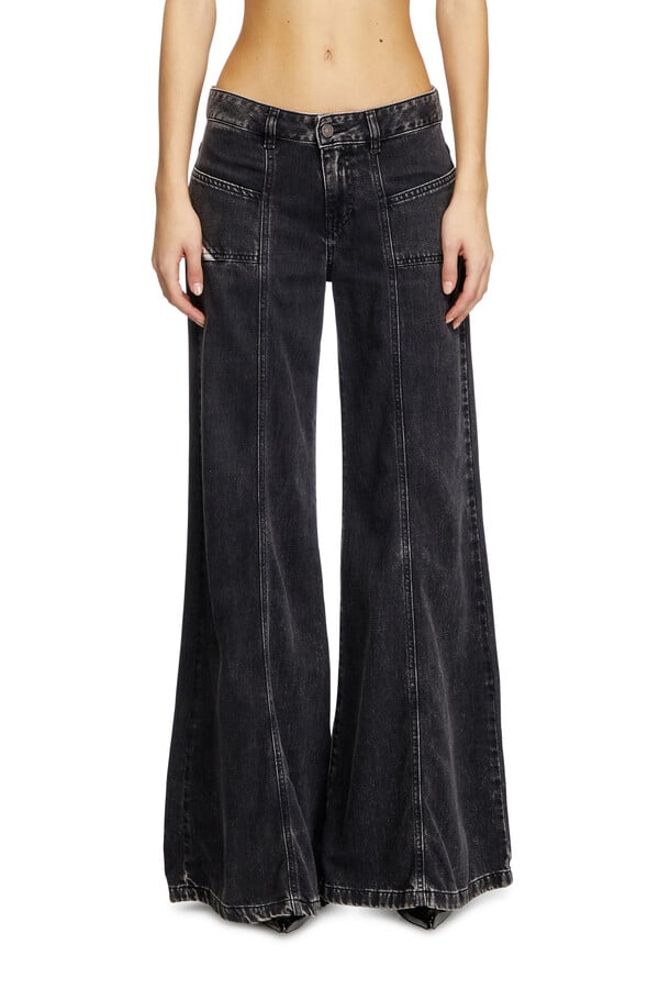 Diesel flare jeans d-akii 068hn Promoción trimestral
