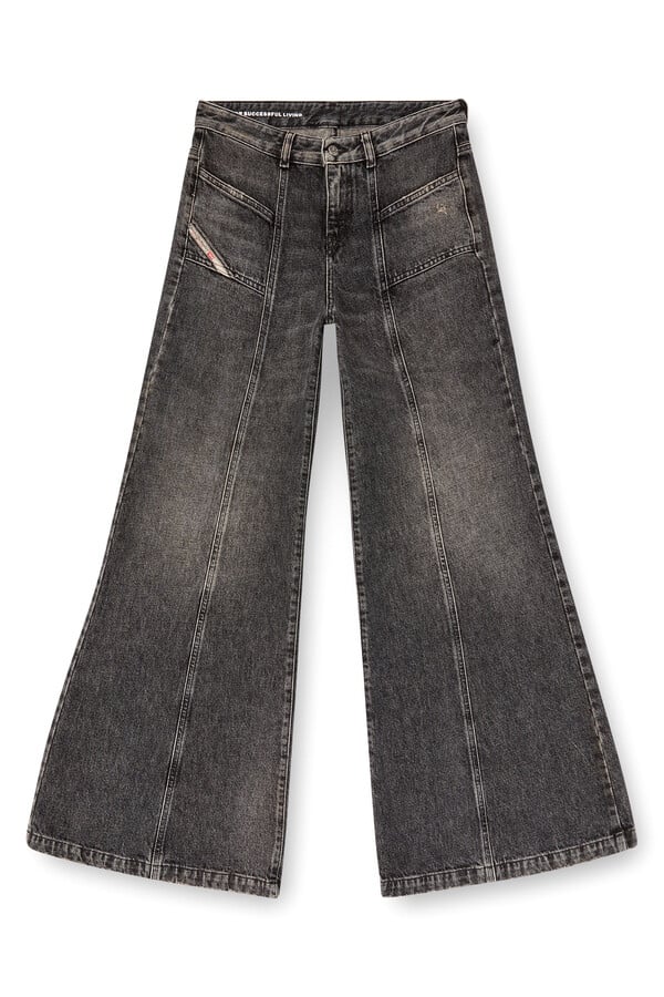 Diesel flare jeans d-akii 007z2 En oferta