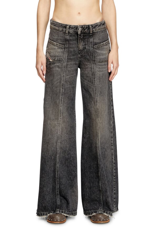 Diesel flare jeans d-akii 007z2 En oferta
