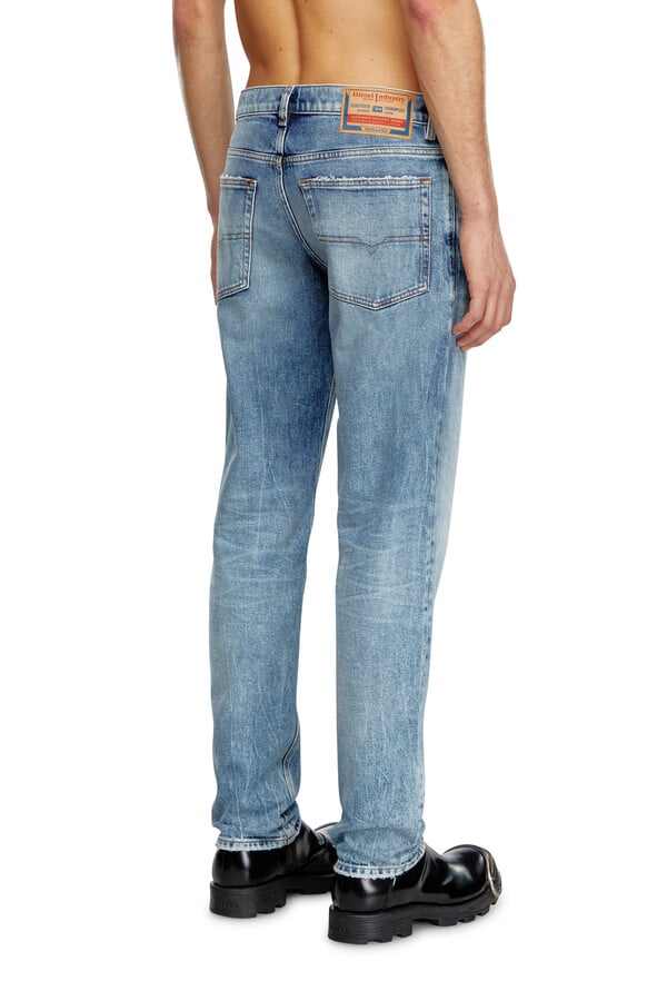 Diesel regular jeans 2023 d-finitive 09j54 2025