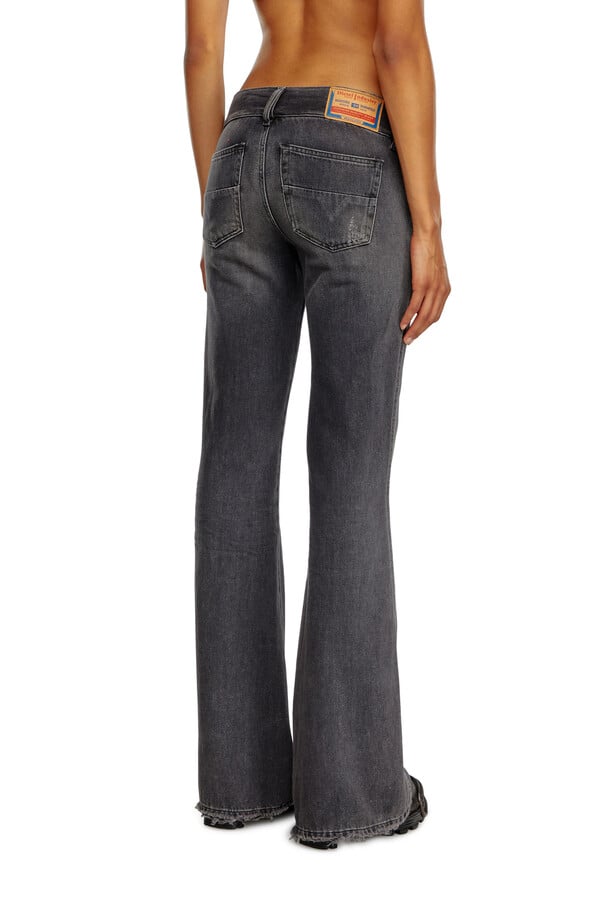 Diesel bootcut jeans d-hush 09k14 Descuentos del mes