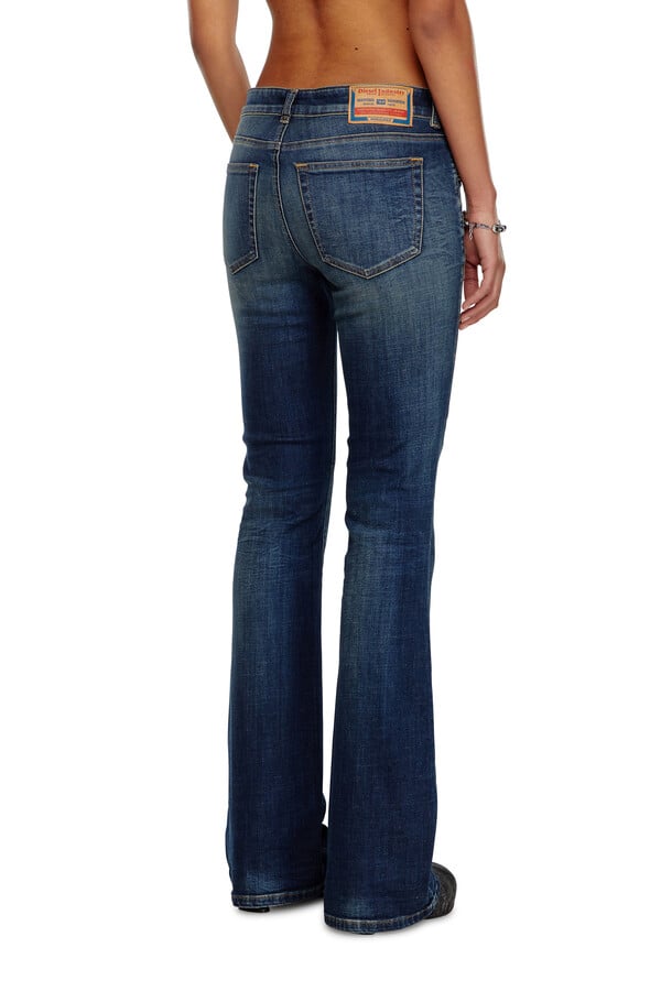 Diesel bootcut jeans 1969 d-ebbey 09j20 Devoluciones gratuitas