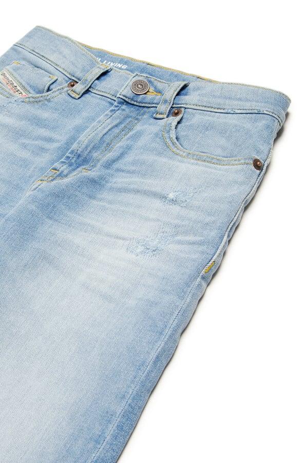 Diesel 2000-j Ofertas especiales