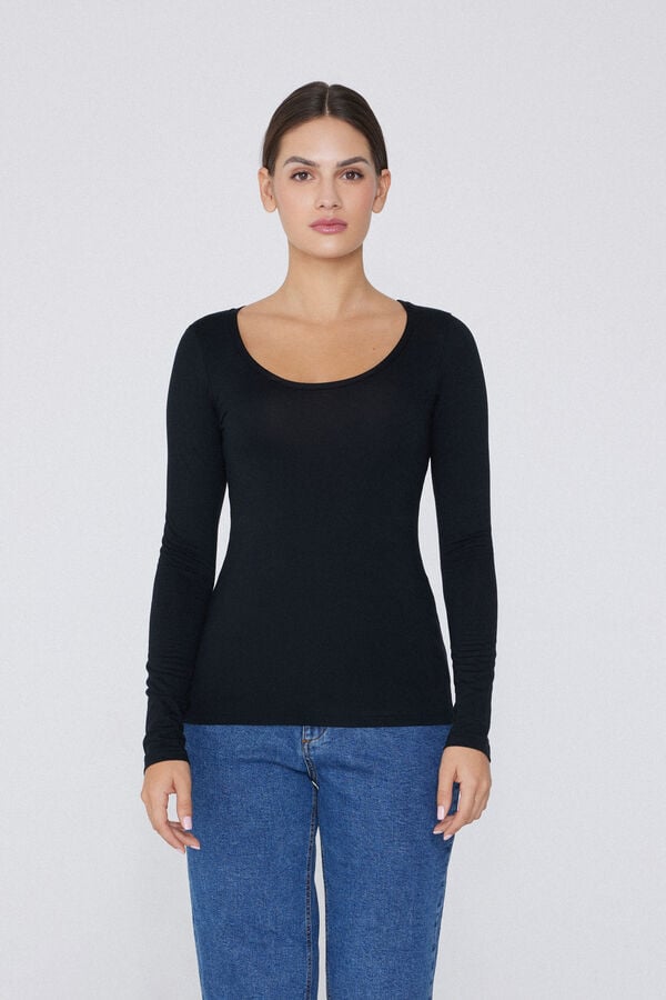 Tezenis Camiseta de Manga Larga de Viscosa con Escote Redondo Amplio COMPRAR AHORA